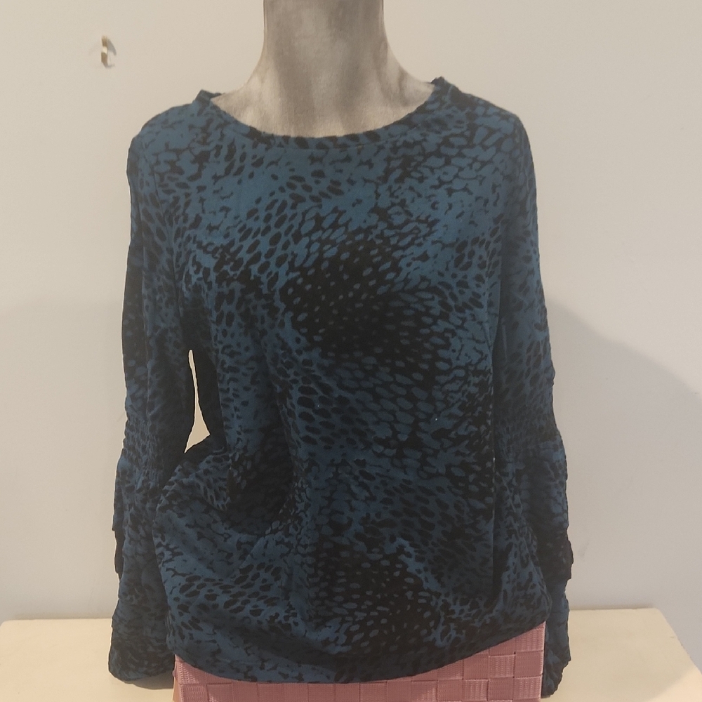 Black And Dark Turquoise Womans Top With Uniwue Gathered Sleeves At Elbow.